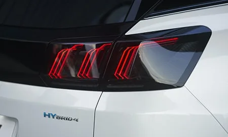 Peugeot 3008 GT BLUE HDI (P84AH01)