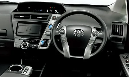 Toyota Prius Alpha S TOURING SELECTION (ZVW41W)