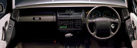Toyota Crown Stationwagon SUPER SALOON EXTRA (LS130W)
