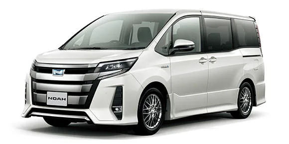 Toyota Noah HYBRID SI (ZWR80W)