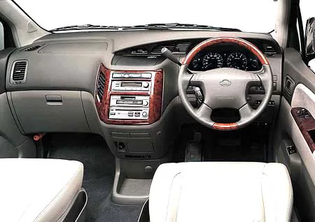 Nissan Elgrand HIGHWAY STAR (ATE50)