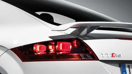 Audi TT RS Coupe BASE GRADE (8JCEPF)