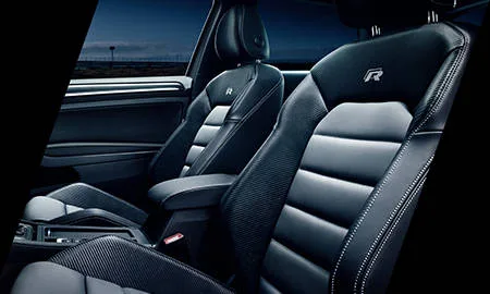 Volkswagen Golf R CARBON STYLE (AUCJXF)