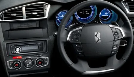 Citroen DS4 CHIC (B7C5F02S)