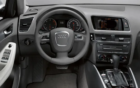 Audi Q5 2.0TFSI QUATTRO (8RCALF / 8RCDNF)