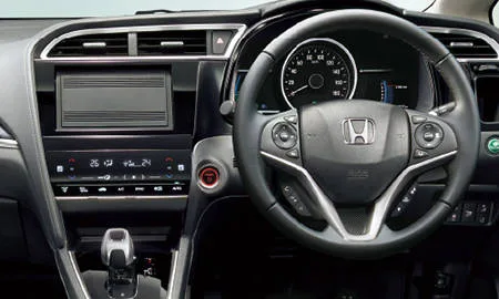 Honda Shuttle HYBRID Z HONDA SENSING (GP8)