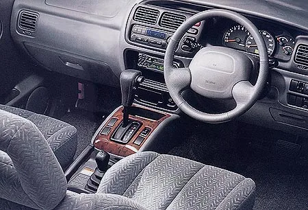 Suzuki Escudo 2000 (TA52W)