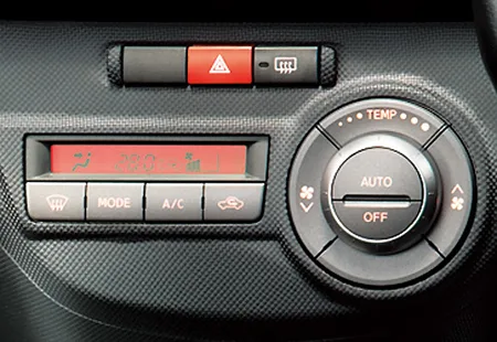 Subaru Lucra L BLACK INTERIOR LIMITED (L465F)