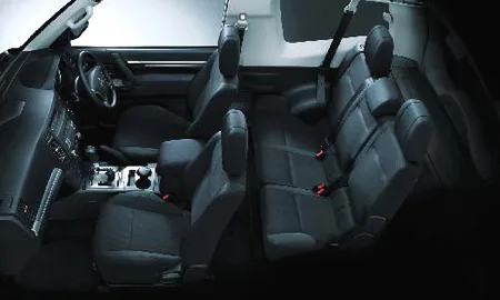 Mitsubishi Pajero SHORT VR-II (V88W)