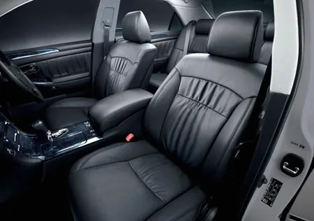 Toyota Crown ATHLETE I-FOUR (GRS181)