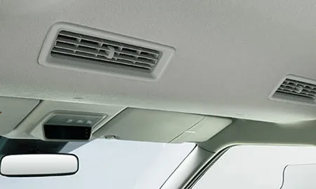 Toyota Jpn Taxi TAKUMI (NTP10)