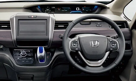 Honda Freed Plus Hybrid HYBRID EX (GB7)