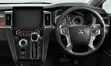 Mitsubishi Delica D5 G (CV1W)