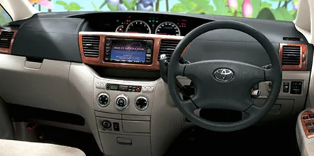 Toyota Noah S G SELECTION (AZR65G)