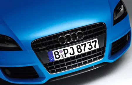 Audi TT Coupe 3.2 QUATTRO (8JBUBF)