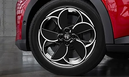 Alfa Romeo Junior IBRIDA PREMIUM (FH1AR / FH1ARM)