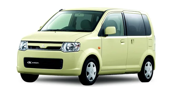 Mitsubishi EK Wagon M (H82W)
