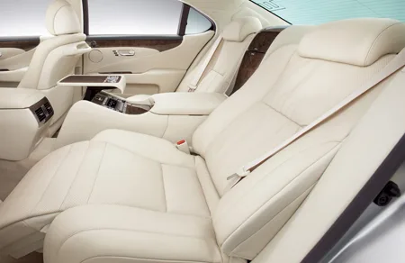 Lexus LS460 VERSION S (USF40)