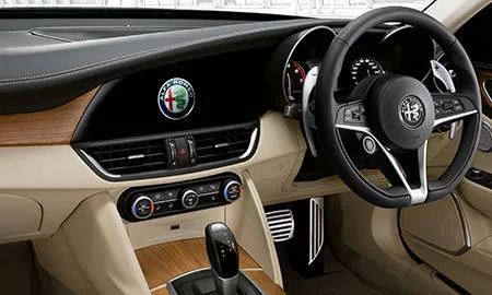 Alfa Romeo Giulia SUPER (95220 / 95229)