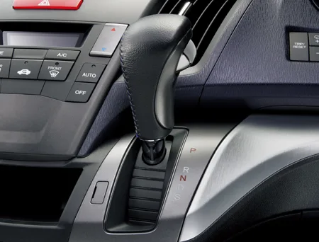 Honda Odyssey L (RB3)