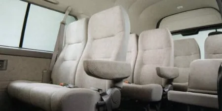 Isuzu Como Wagon LS (JSGE25)