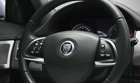 Jaguar XF 2.0 LUXURY (J05PC / J058C)