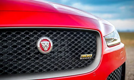 Jaguar XE300 SPORT (JA2XC)