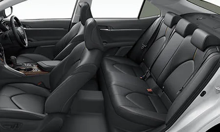 Toyota Camry G LEATHER PACKAGE (AXVH70)