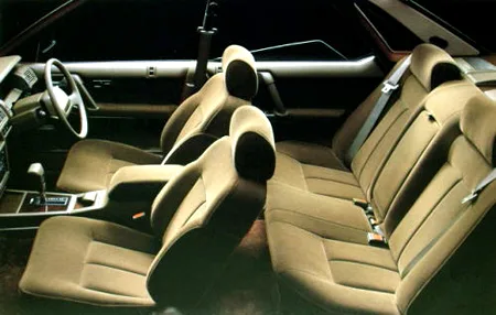Nissan Cedric BROUGHAM (PY31)