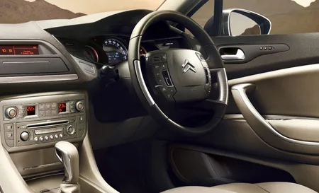 Citroen C5 3.0 EXCLUSIVE (X7XFV)