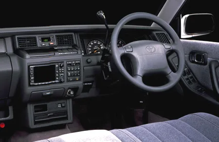 Toyota Crown Stationwagon ROYAL SALOON (JZS130G)