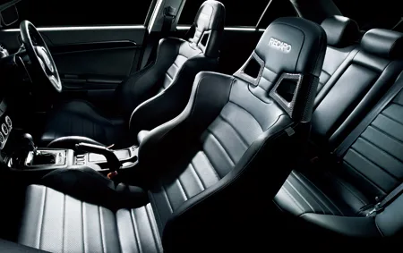 Mitsubishi Lancer GSR PREMIUM EVOLUTION X (CZ4A)