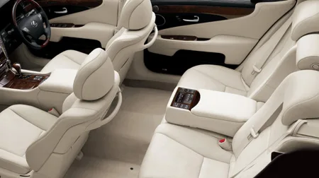 Lexus LS600H VERSION S I PACKAGE (UVF45)
