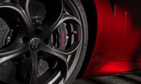 Alfa Romeo Giulia QUADRIFOGLIO COLLEZIONE (95220 / 95229)