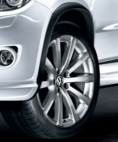 Volkswagen Tiguan R LINE (5NCAW)