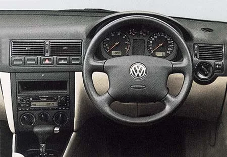 Volkswagen Golf E (1JAEH)