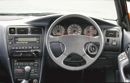 Toyota Corolla FX GT (AE101)