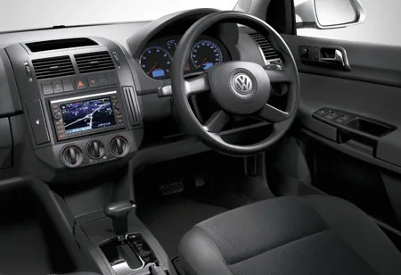 Volkswagen Polo BASEGRADE (9NBKY)