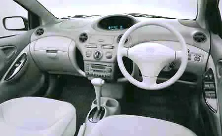 Toyota Platz 1.3F (NCP16)