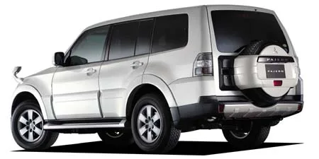Mitsubishi Pajero LONG EXCEED (V93W)