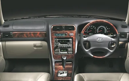 Hyundai XG300 базовая (TXG30)