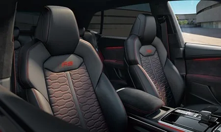 Audi RS Q8 Performance BASE GRADE (F1DHUA)