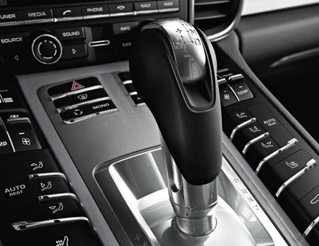 Porsche Panamera TURBO (970M48A)
