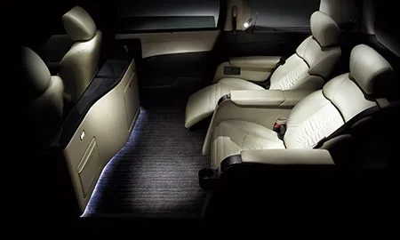 Nissan Elgrand VIP (PE52)