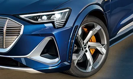 Audi Etron S Sportback BASE GRADE (GEEAV)
