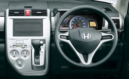 Honda Zest Spark G (JE1)