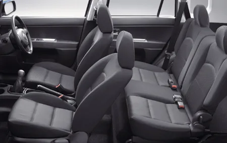 Mazda Demio SPORT (DY5W)