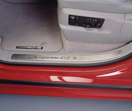 Porsche Cayenne GTS (9PAM4801G)