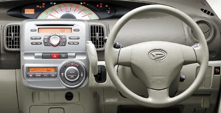 Daihatsu Tanto X (L385S)