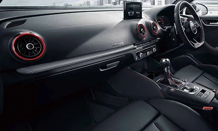 Audi RS3 Sportback BASE GRADE (8VDAZF)